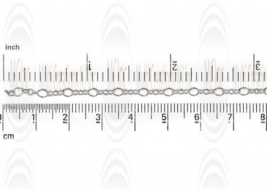 Eye Shape Link Chain : 4x3 mm  with 3 links of 2 mm